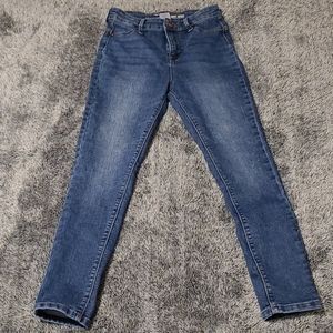 No Boundaries Size 9 High Rise Skinny Croped Jeans